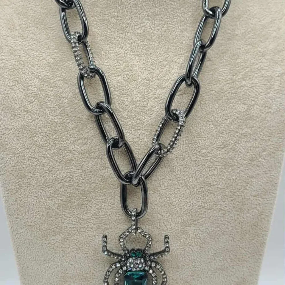 Betsey Johnson Chunky Black Spider Necklace with Green Crystal NWT!  HALLOWEEN